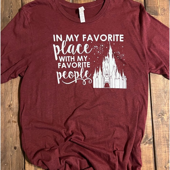Disney / women’s T-shirt/ large / In My Favorite Place With My Favorite People - Picture 3 of 5